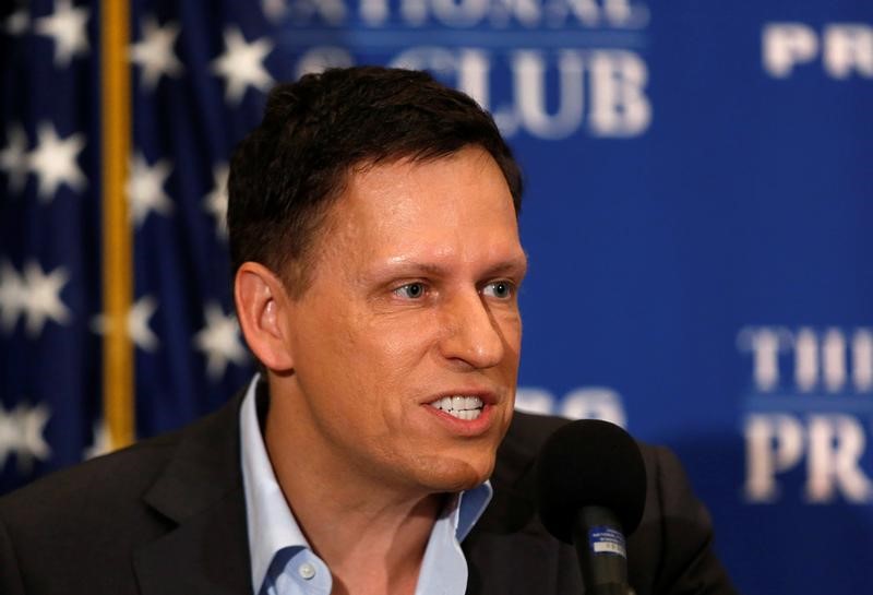 © Reuters. THIEL A REVENDU L'ESSENTIEL DE CE QUI LUI RESTE DANS FACEBOOK