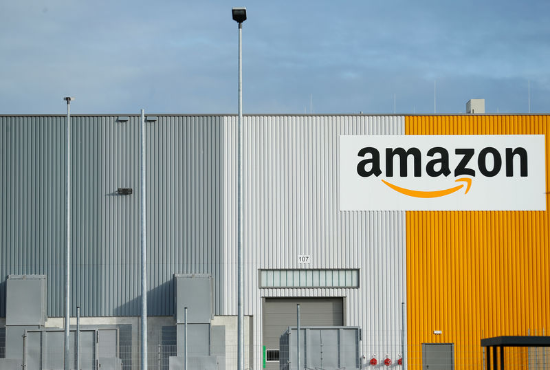 © Reuters. A view of the new Amazon logistic center with the company's logo in Dortmund
