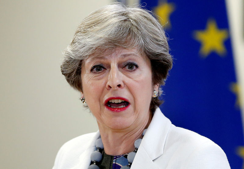 © Reuters. FILE PHOTO: Britain's PM May addresses a news conference during EU leaders summit in Brussels