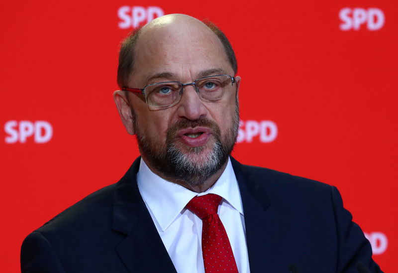 © Reuters. Leader of the Social Democrats (SPD) Martin Schulz gives a statement in Berlin
