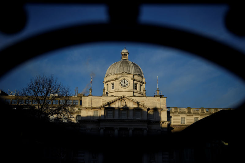 © Reuters. El gobierno irlandés, a punto de derrumbarse antes de la cumbre del Brexit