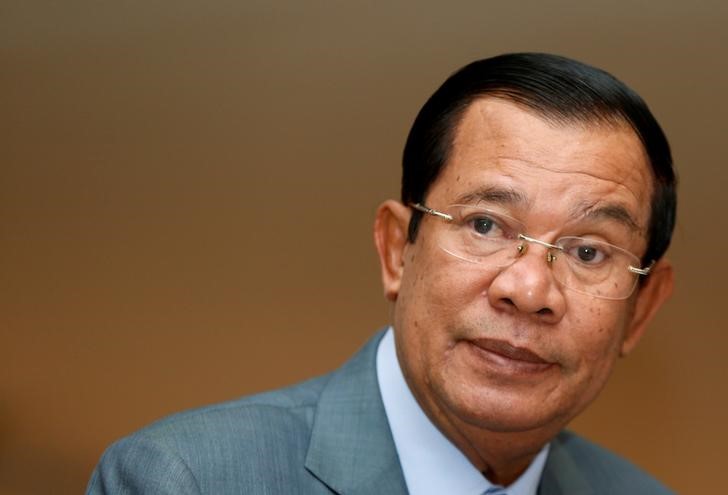 © Reuters. Cambodia's PM Hun Sen attends a plenary session at the National Assembly of Cambodia in central Phnom Penh