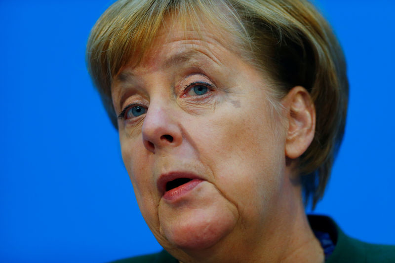 © Reuters. Chanceler da Alemanha, Angela Merkel, durante coletiva de imprensa na sede da União Democrata-Cristã (CDU) em Berlim