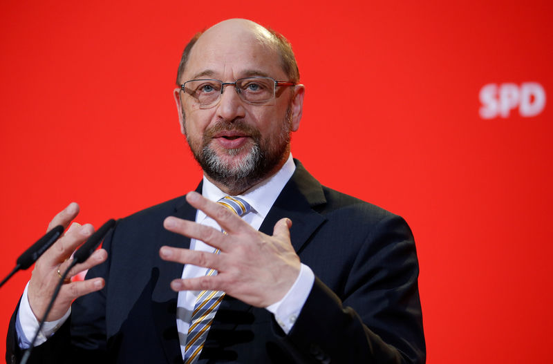 © Reuters. Líder do Partido Social Democrata da Alemanha (SPD), Martin Schulz, durante pronunciamento na sede do partido, em Berlim