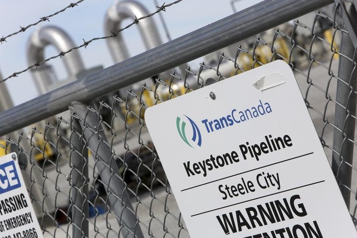 © Reuters. A TransCanada Keystone Pipeline pump station operates outside Steele City, Nebraska