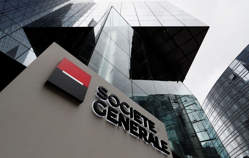 © Reuters. SOCGEN VEUT DISTRIBUER 50% DES RÉSULTATS, AVEC DIVIDENDE MINIMUM