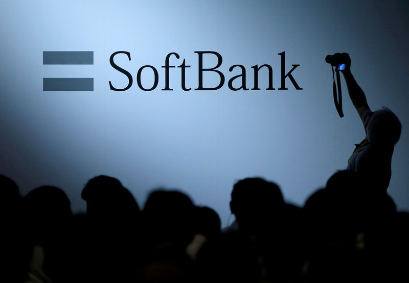 © Reuters. The logo of SoftBank Group Corp is displayed at SoftBank World 2017 conference in Tokyo