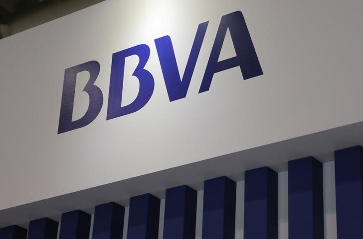 © Reuters. BBVA acuerda vender un 68 por ciento de su filial chilena a Scotiabank