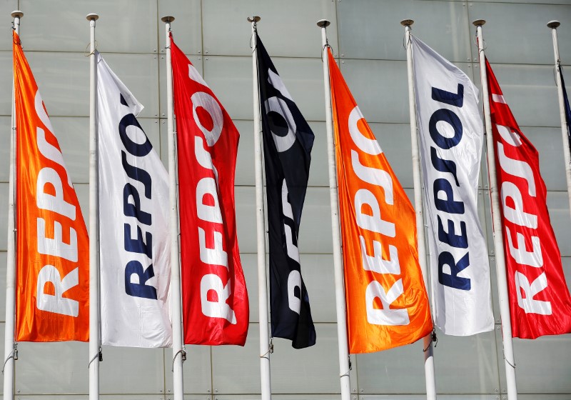 © Reuters. S&P mejora la calificación de la calidad crediticia de Repsol
