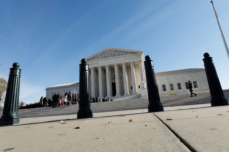 © Reuters. U.S. Supreme Court is seen in Washington