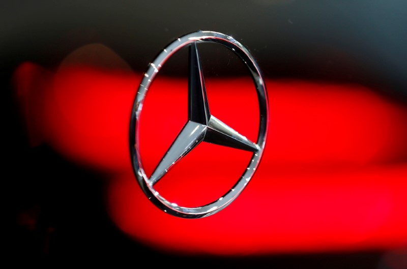 © Reuters. FILE PHOTO: A Mercedes logo is pictured at the Frankfurt Motor Show (IAA) in Frankfurt