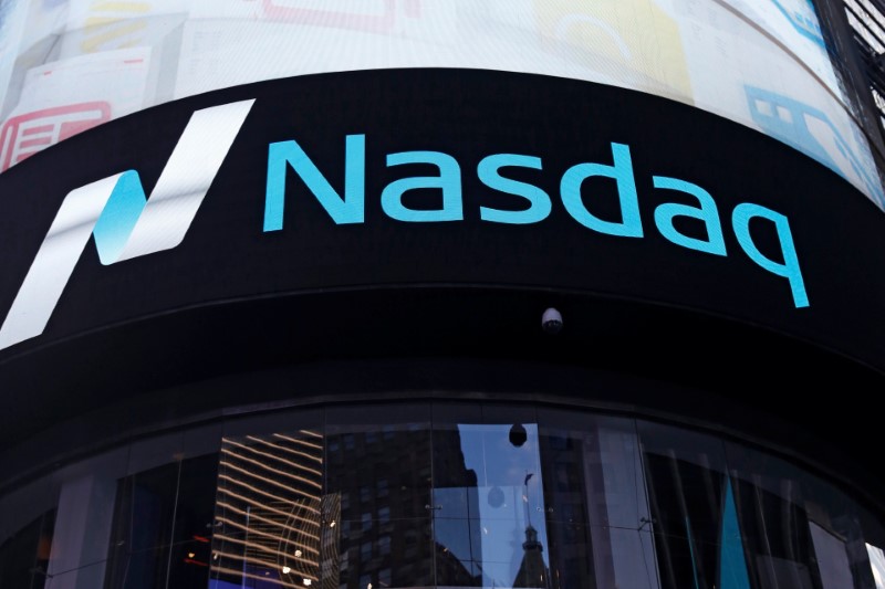 © Reuters. A view of the exterior of the Nasdaq market site in the Manhattan borough of New York City