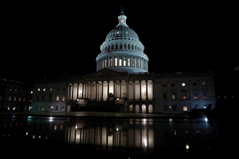 © Reuters. The United States Capitol is seen prior to an all night round of health care votes on Capitol Hill in Washington