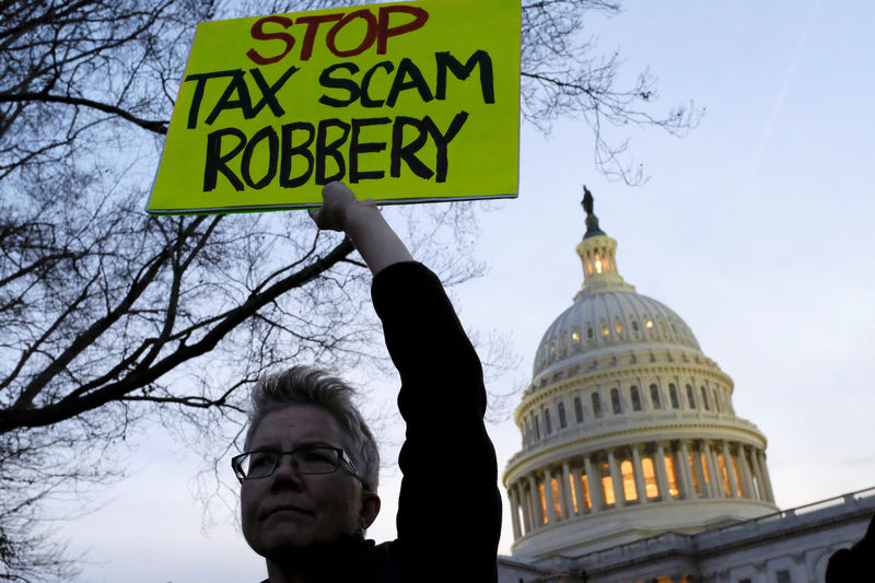 © Reuters. El proyecto de reforma fiscal en EEUU se estanca en el Senado