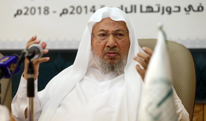 © Reuters. الاتحاد العالمي لعلماء المسلمين يرفض اتهامه بالإرهاب من الدول المقاطعة لقطر