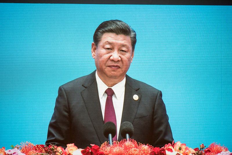 © Reuters. الرئيس الصيني يقول إن بلاده لن تغلق بابها أمام الإنترنت العالمي