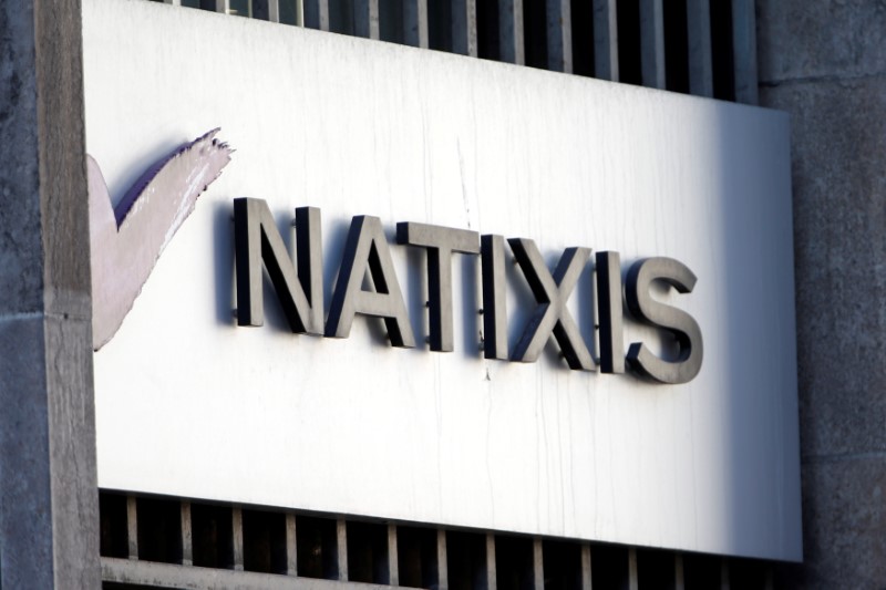 © Reuters. The logo of French bank Natixis is seen outside one of their offices in Paris