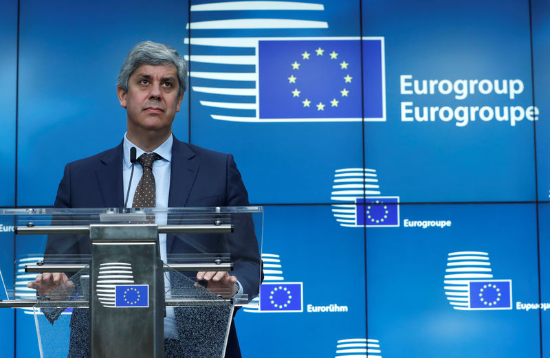 © Reuters. Centeno, Portugal's Finance Minister and newly elected President of the Eurogroup, holds a news conference at the European Council in Brussels