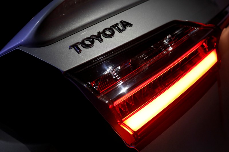 © Reuters. FILE PHOTO: The logo of Toyota Motor Corp. is seen on a company's Corolla car in Caracas