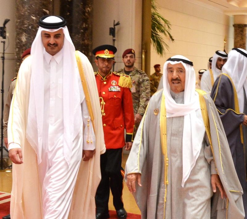 © Reuters. أمير الكويت يدعو لإيجاد آلية لفض المنازعات في مجلس التعاون الخليجي