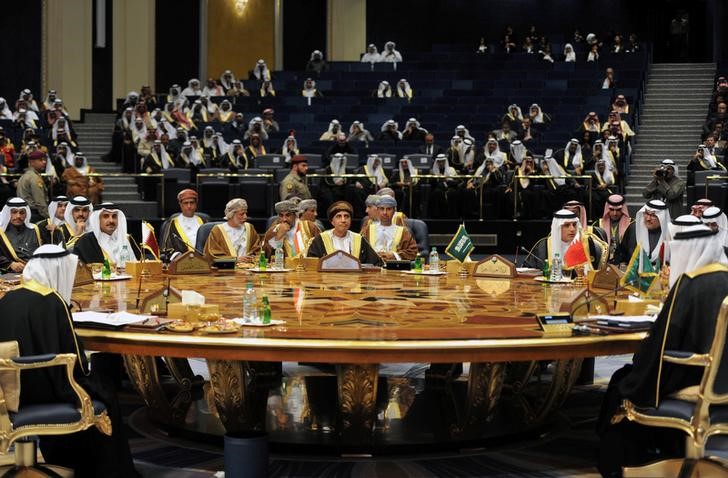 © Reuters. وزير خارجية الكويت: انعقاد القمة الخليجية بمشاركة الدول الست رسالة لاستمرار المجلس