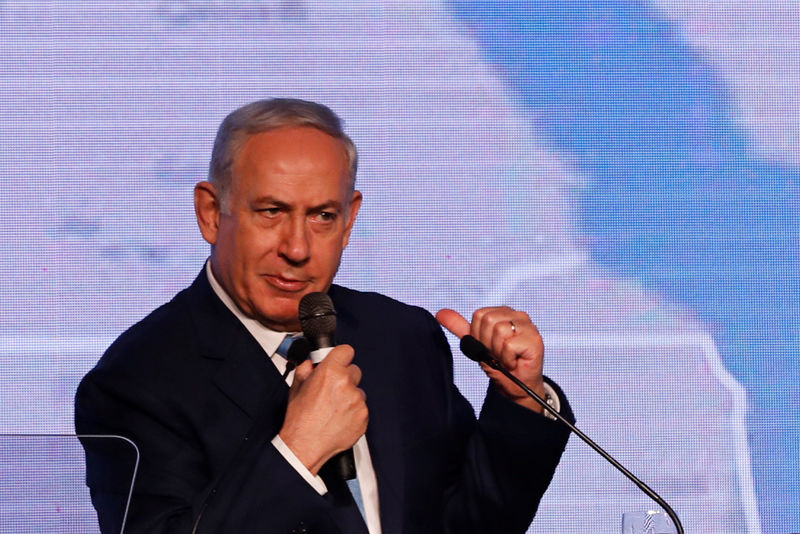 © Reuters. لا تعليق من نتنياهو على خطوة ترامب بشأن القدس في أول تصريحات علنية له