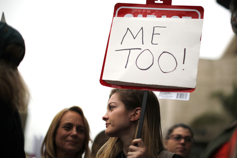 © Reuters. مجلة تايم تسمي حركة "مي تو" شخصية العام