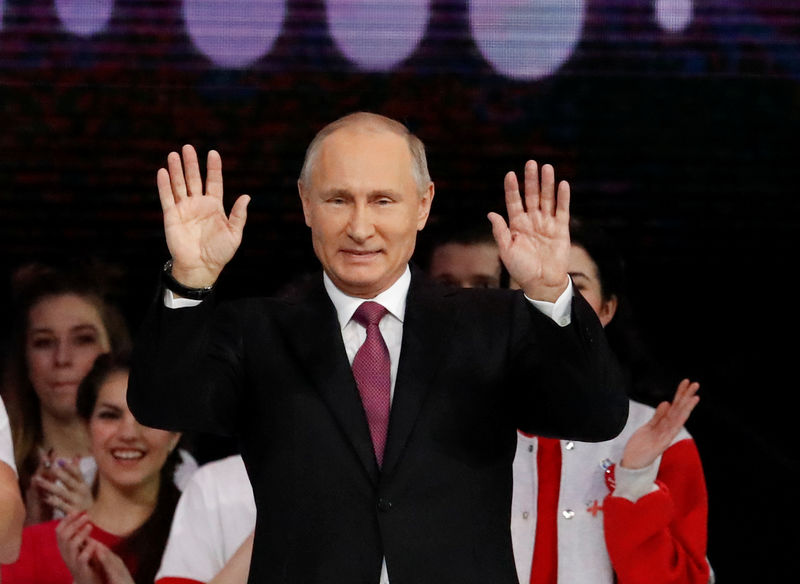 © Reuters. Presidente da Rússia, Vladimir Putin, durante congresso de voluntários em Moscou