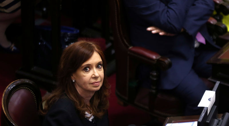 © Reuters. Ex-presidente da Argentina, Cristina Kirchner, durante cerimônia no Senado, em Buenos Aires