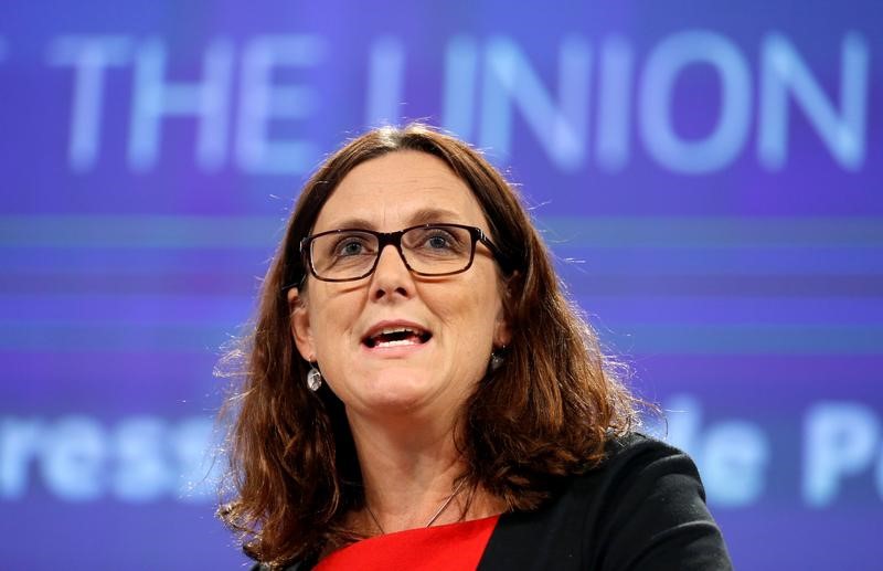© Reuters. EU Trade Commissioner Malmstrom addresses a news conference in Brussels