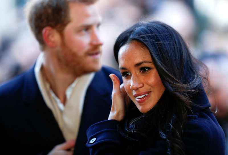 © Reuters. Príncipe Harry, do Reino Unido, e sua noiva, Meghan Markle, em evento em Nottingham