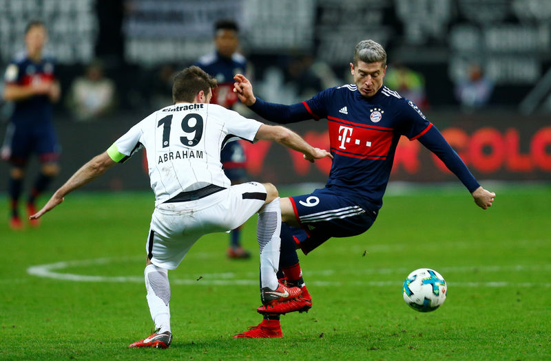 © Reuters. Bundesliga - Eintracht Frankfurt vs Bayern Munich