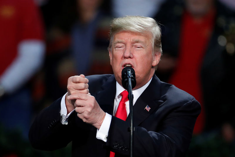 © Reuters. Trump fala durante evento em Pensacola, na Flórida