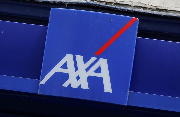 © Reuters. Logo of France's biggest insurer Axa is seen in Paris