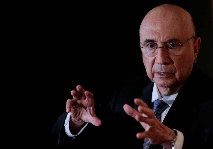 © Reuters. Ministro da Fazenda, Henrique Meirelles, fala durante fórum em São Paulo