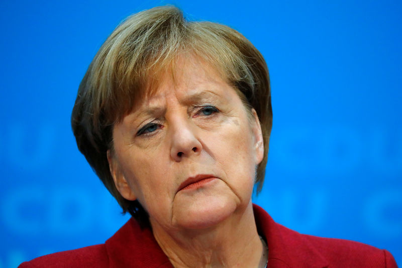 © Reuters. أعضاء بالحزب الديمقراطي الاشتراكي: التقاسم الجزئي للسلطة يمكن أن ينهي المأزق السياسي بألمانيا