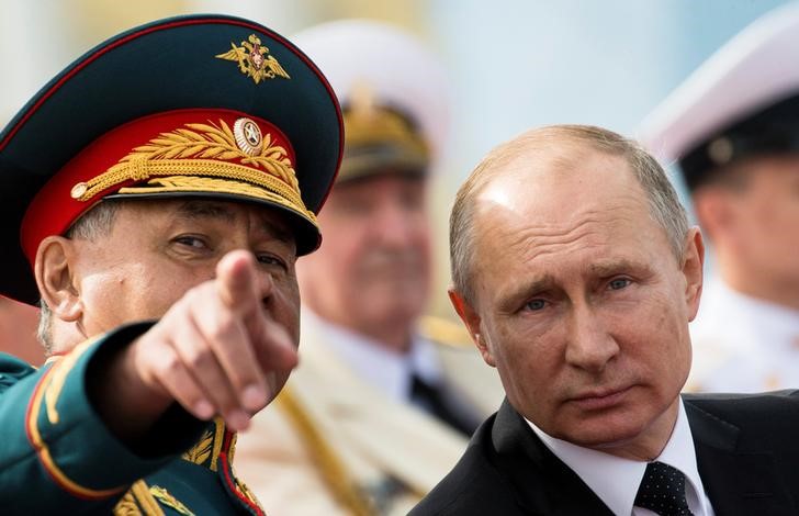 © Reuters. الجيش الروسي يقحم نفسه في السياسة الخارجية .. بتأييد من بوتين