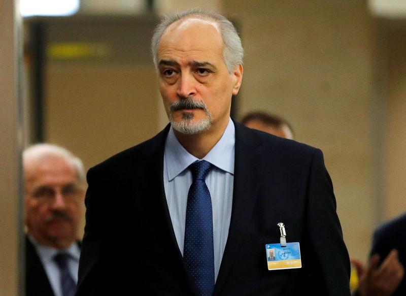 © Reuters. بشار الجعفري يتهم السعودية والغرب بإفساد محادثات السلام السورية