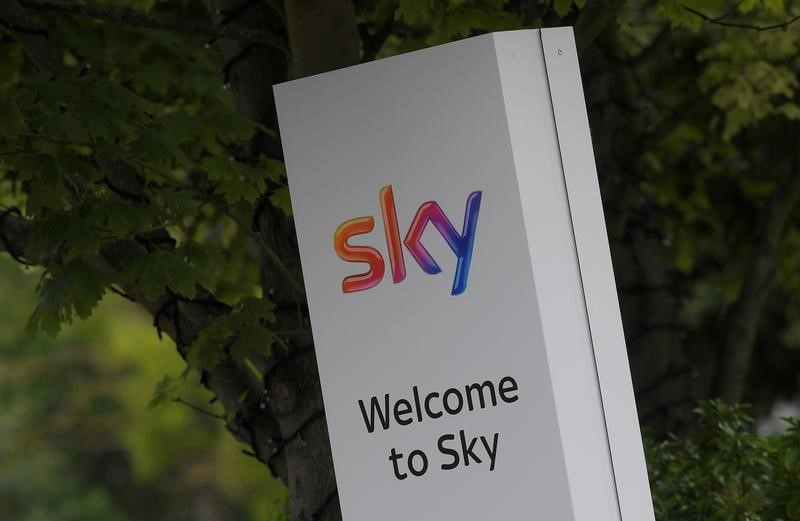 © Reuters. FILE PHOTO: Sky News logo is seen outside office in west London
