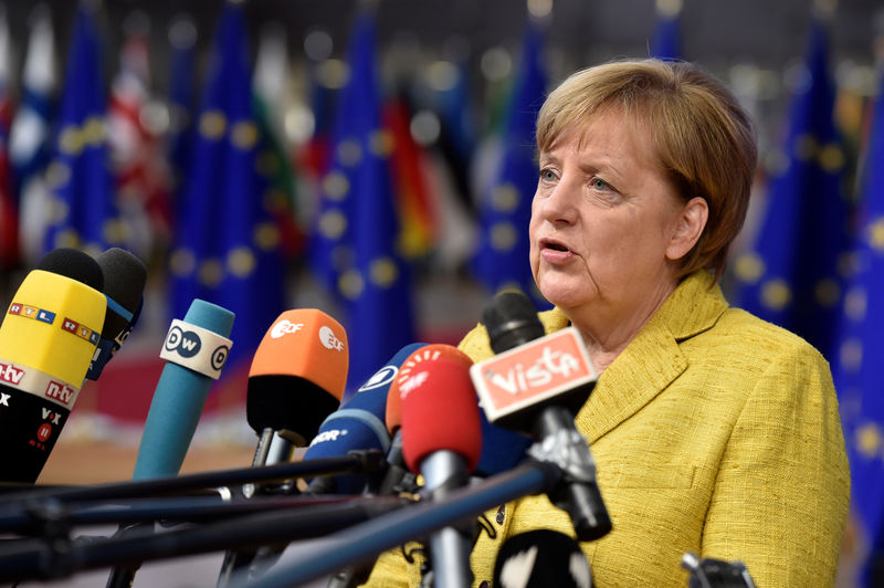 © Reuters. قادة الاتحاد الأوروبي يفشلون في تجاوز خلافاتهم بشأن اللاجئين