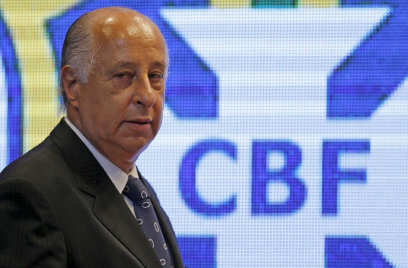 © Reuters. FILE PHOTO: CBF President Marco Polo Del Nero arrives for a news conference after the announcement of the players for the 2018 World Cup qualifiers, in Rio de Janeiro