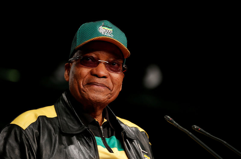 © Reuters. FILE PHOTO: South Africa's President Zuma looks on at the ANC in Soweto