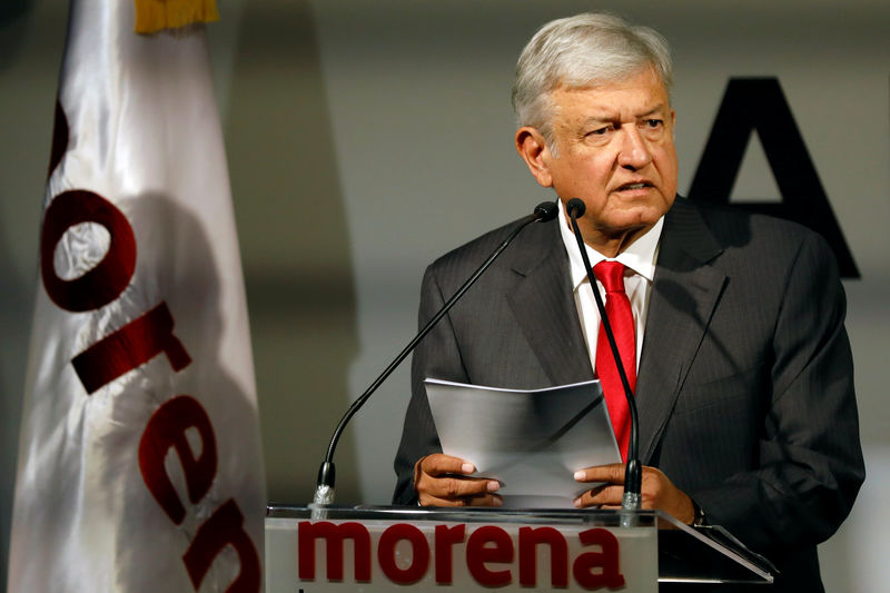 © Reuters. Mexican presidential candidate Andres Manuel Lopez Obrador of the National Regeneration Movement (MORENA) reacts during the presentation of his shadow cabinet for the July 2018 presidential election, in Mexico City, Mexico