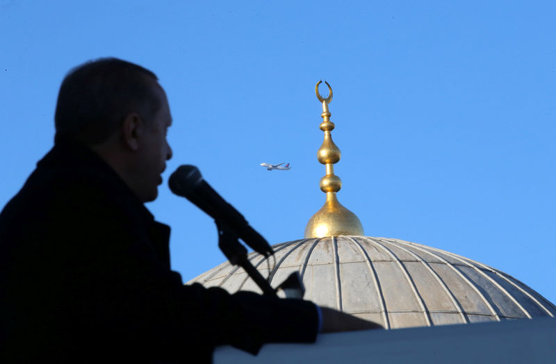 © Reuters. Erdogan dice que Turquía abrirá embajada en Jerusalén Oriental