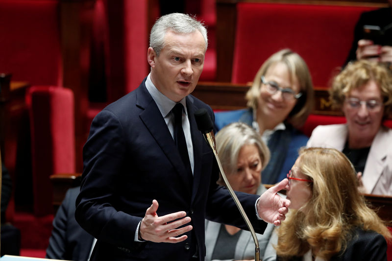 © Reuters. French Finance Minister Bruno Le Maire speaks during the questions to the government session at the National Assembly in Paris
