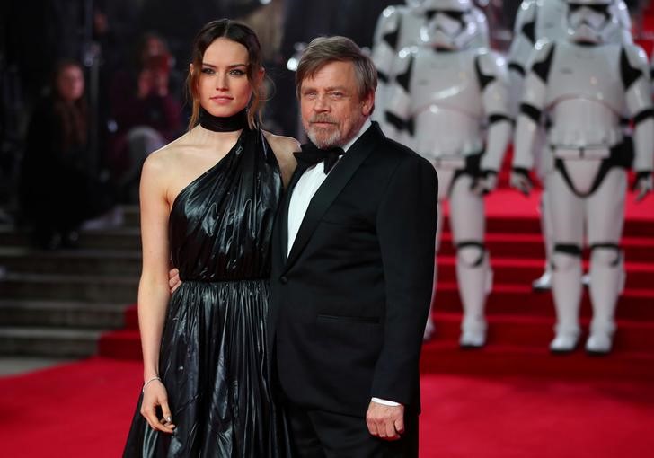 © Reuters. "Los Últimos Jedi" recauda 450 millones de dólares en el fin de semana del estreno a nivel mundial