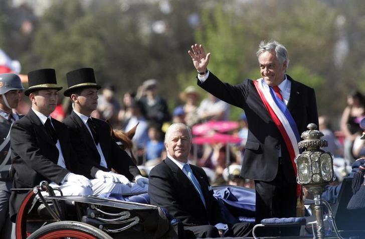 © Reuters. El conservador Piñera vuelve a la presidencia de Chile tras un contundente triunfo en la segunda vuelta
