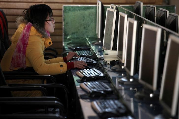 © Reuters. Los gigantes de Internet deberán aceptar la censura para ser bienvenidos en China