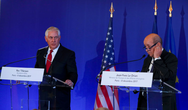 © Reuters. فرنسا وأمريكا "عازمتان" على الضغط على إيران بشأن أسلحتها الباليستية