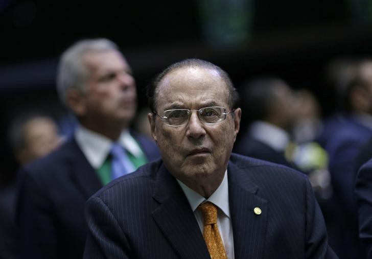 © Reuters. Deputado Paulo Maluf é visto sessão da Câmara dos Deputados em Brasília